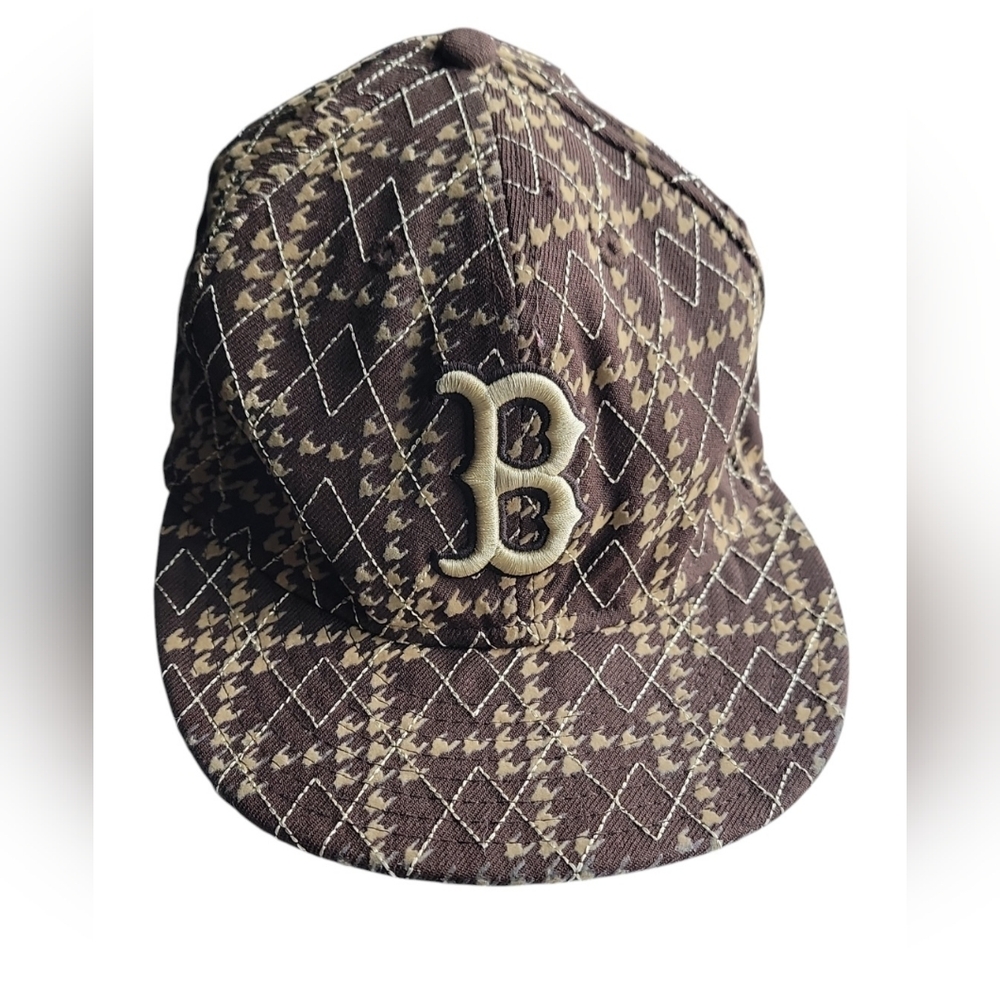 Boston Red Sox Baseball Hat New Era Fitted Size 7 1/2 Brown and Gold